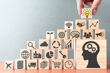 河南省鹤壁山城区到山东日照坐 小轿车有多少公里-