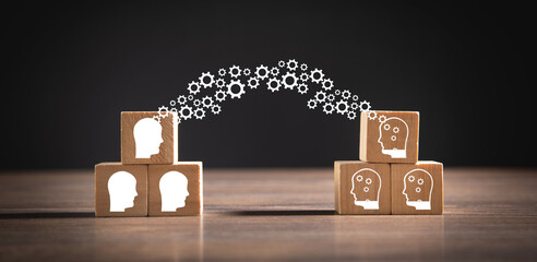 河南省鹤壁山城区到山东日照坐 小轿车有多少公里-