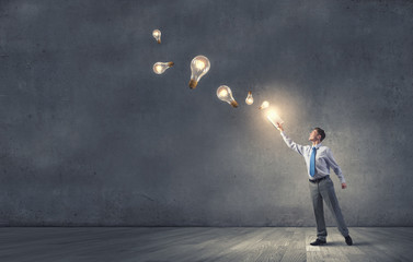 河南省鹤壁山城区到山东日照坐 小轿车有多少公里-